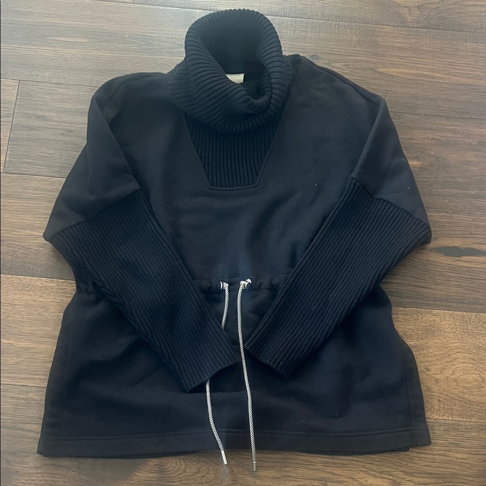 Varley Longline Black Turtleneck Sweatshirt